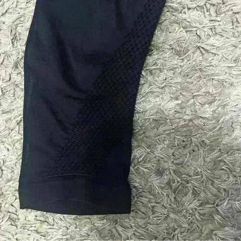 Athleta Black Cropped Leggings | Workout Pants | Gym | Running | Size Medium